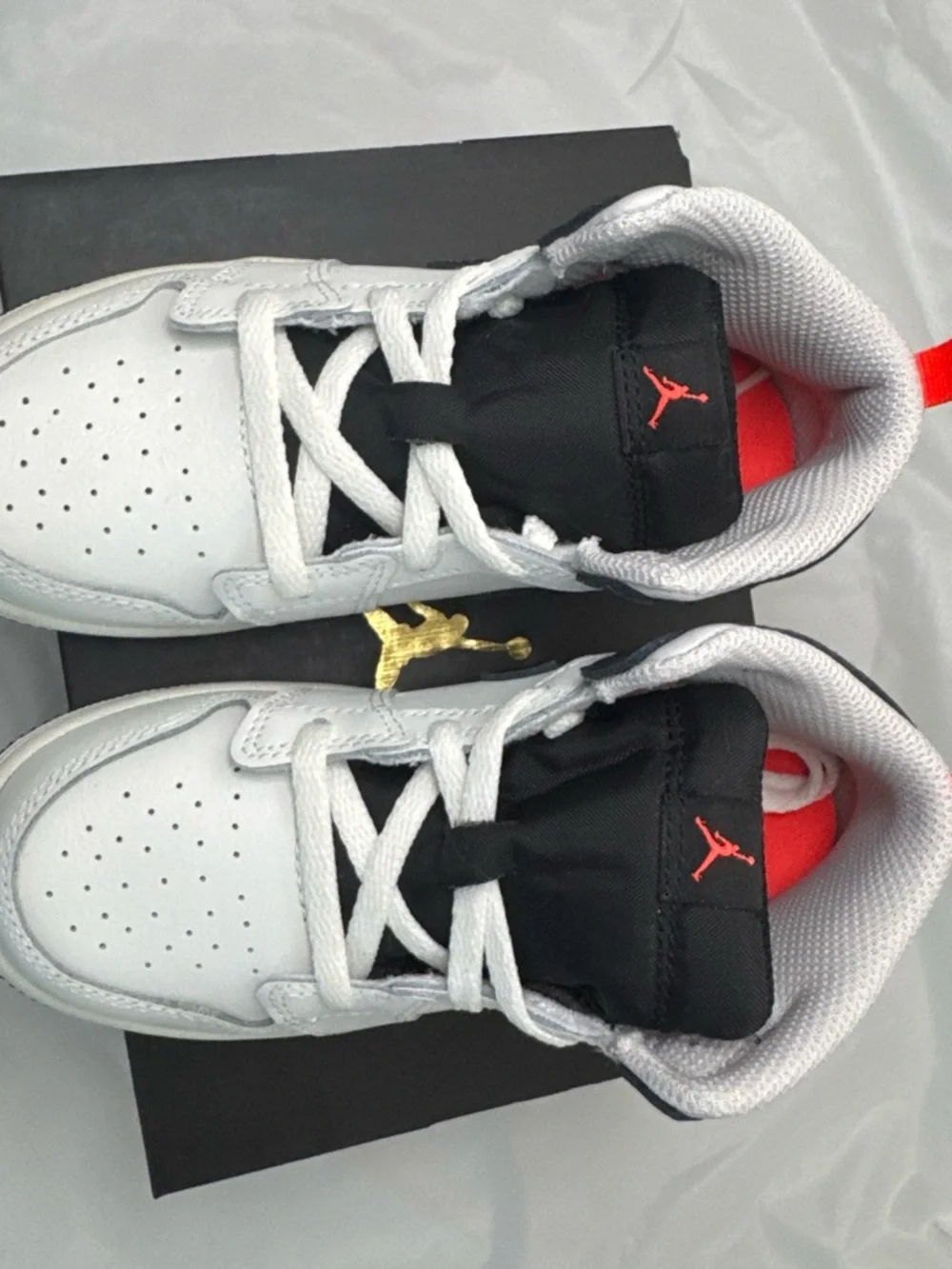 Toddler/Baby Jordan 1 Mid Kids Sneaker in ‘Summit White’